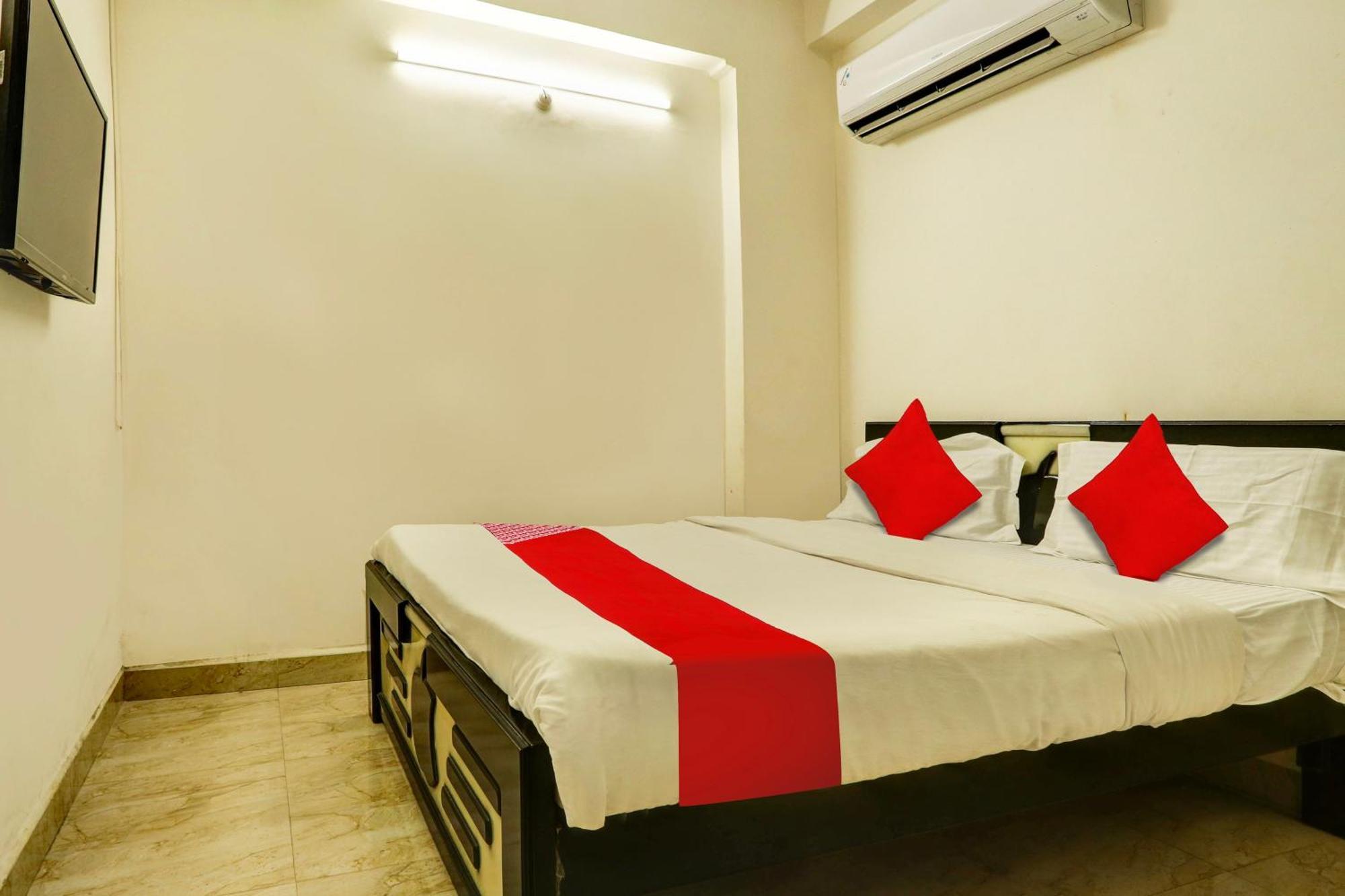 Hotel O Royal Haven Hyderabad Exteriör bild