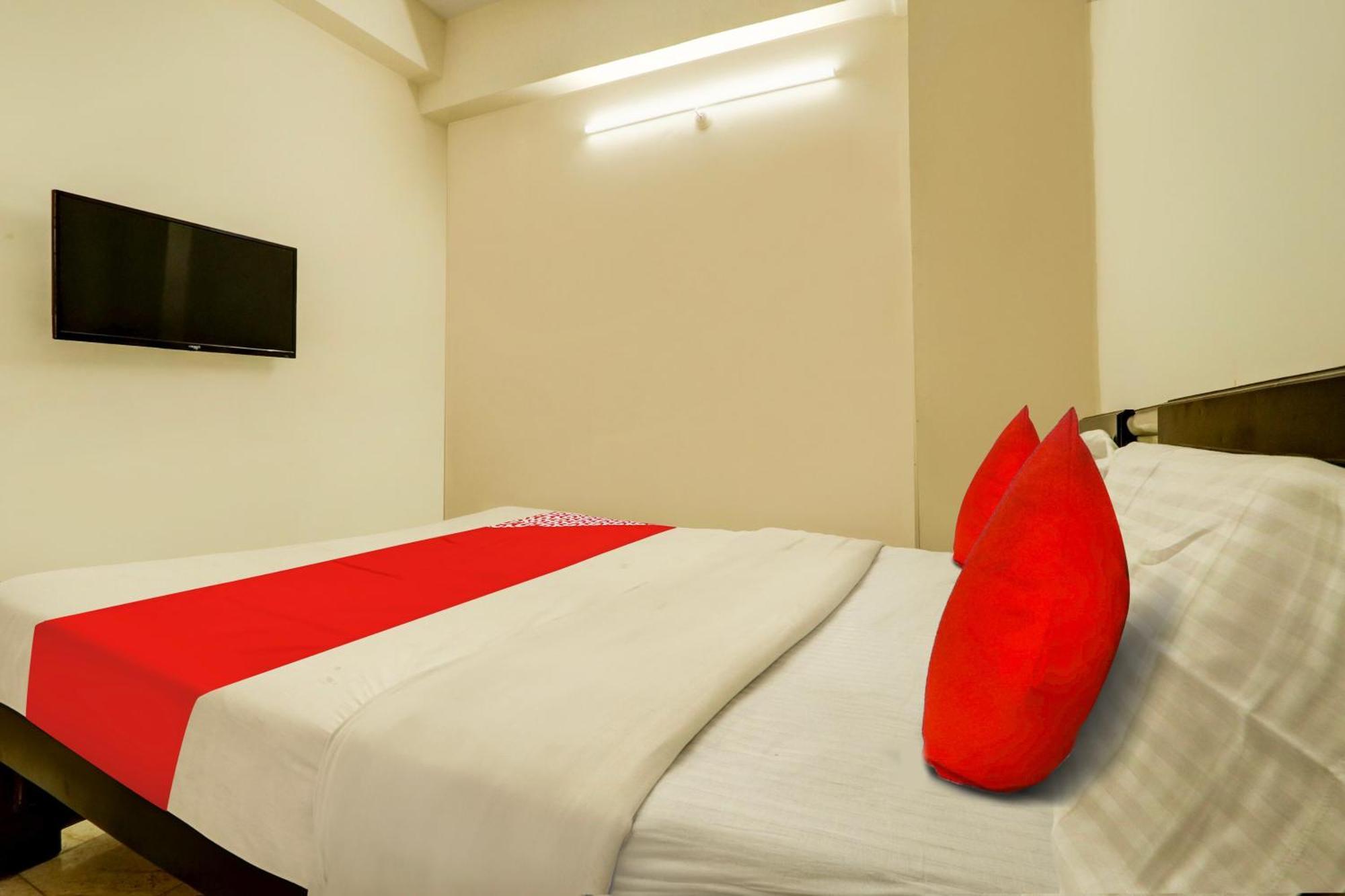 Hotel O Royal Haven Hyderabad Exteriör bild