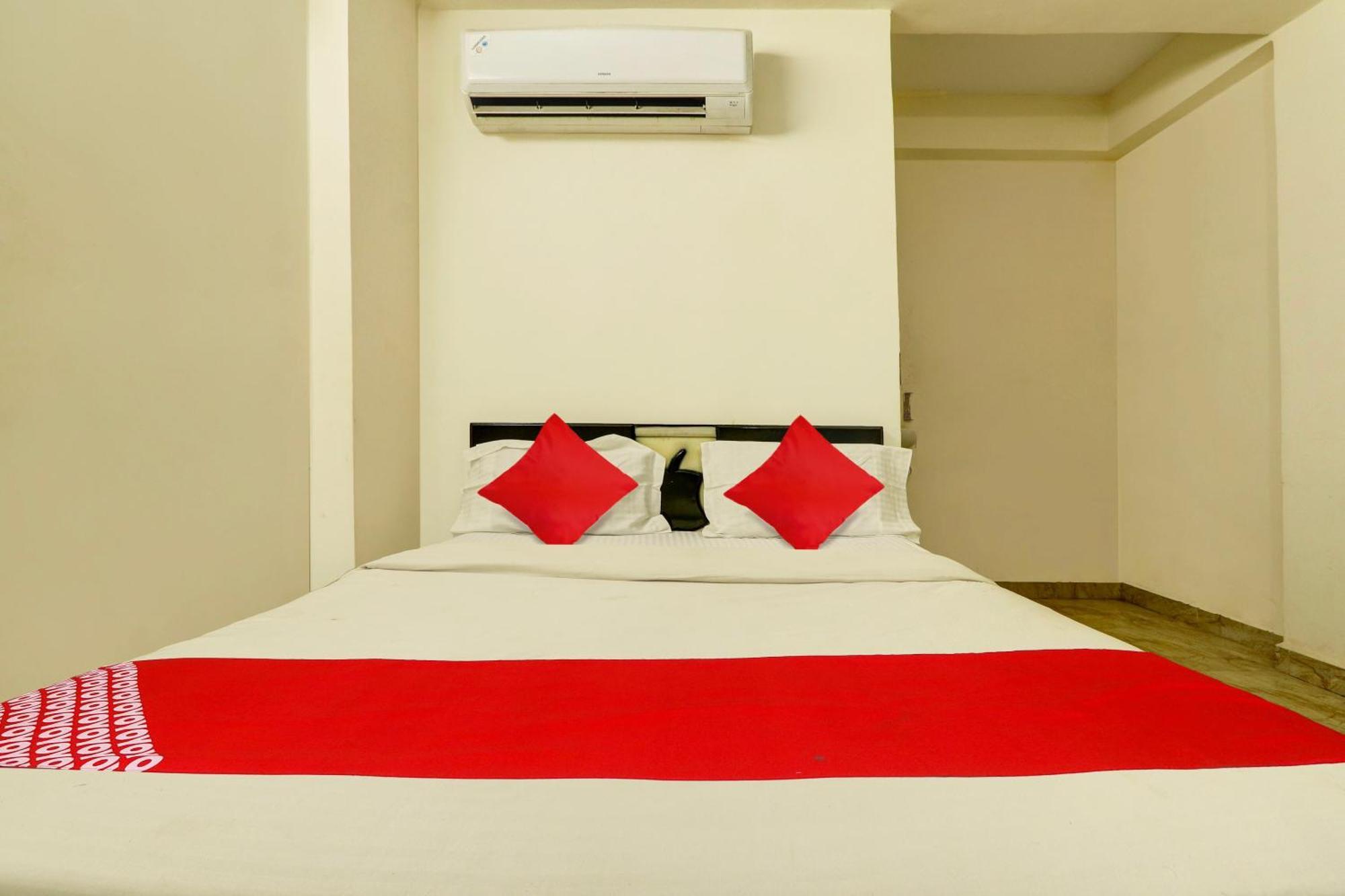 Hotel O Royal Haven Hyderabad Exteriör bild
